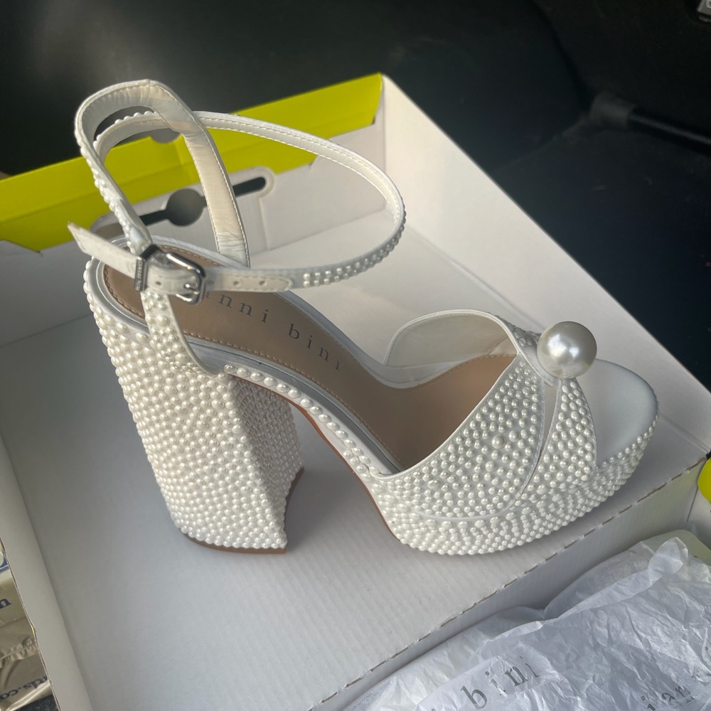 Gianni Bini White Pearl Embellished Heels
